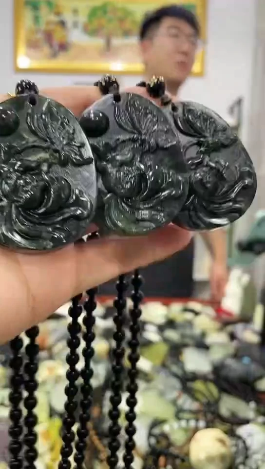 岫玉未镶嵌挂件多样性发货其中发一件