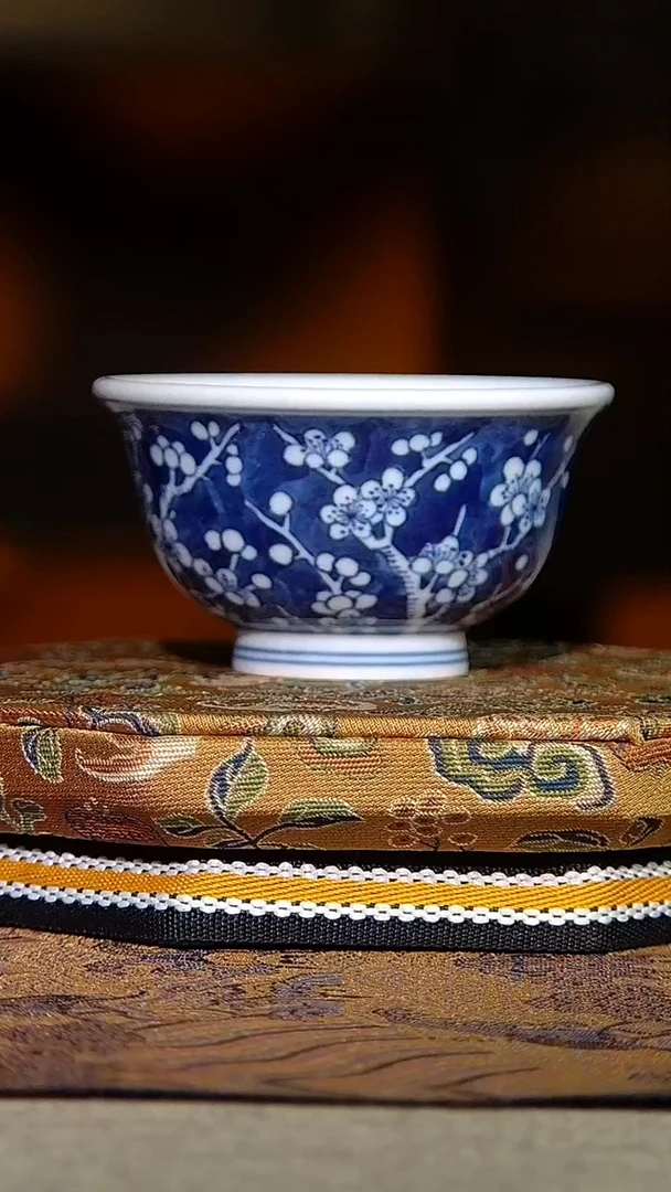 省级非遗毛仔柴窑青花冰梅压手杯