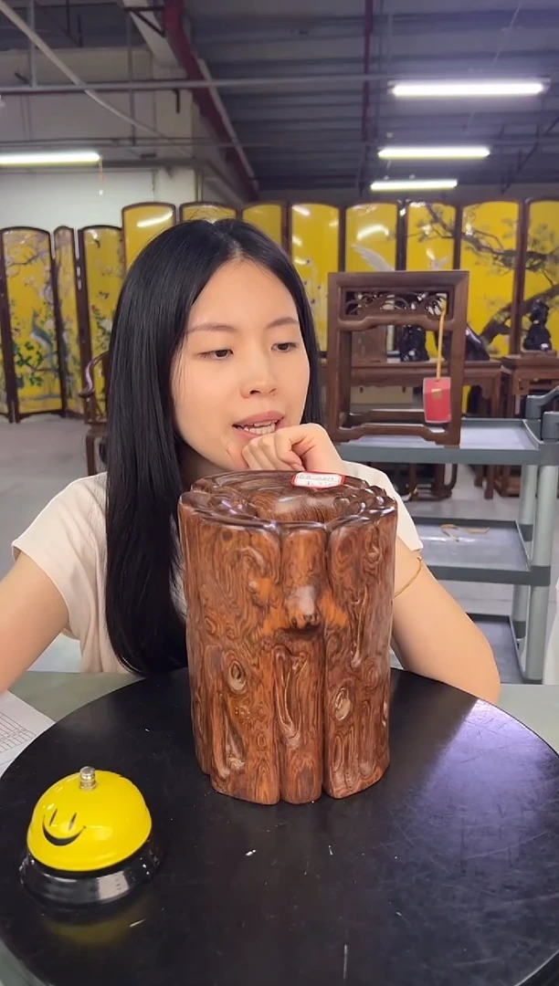 木用****4DT173475-P7MK-松鹤延年笔筒