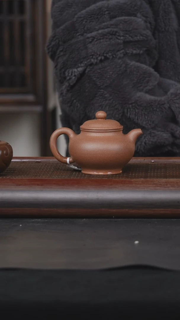 【闪购商品】紫砂茶壶6段泥掇只240