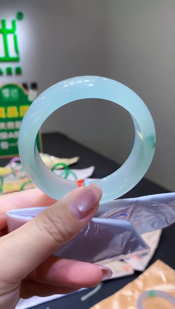 未镶嵌手镯翡翠k82天然A货缅甸翡翠58.3总价36万定金2万