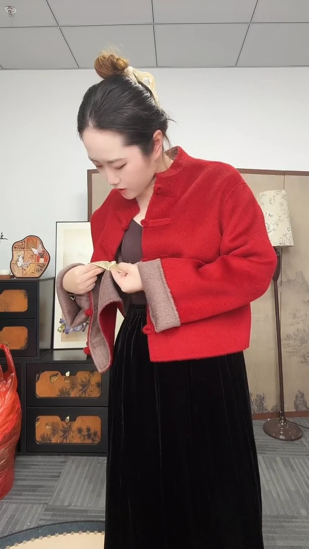 闪购中国人羊毛外套