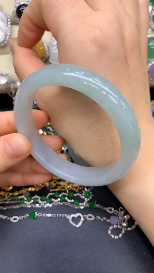 翡翠手镯未镶嵌400-中国好珍宝