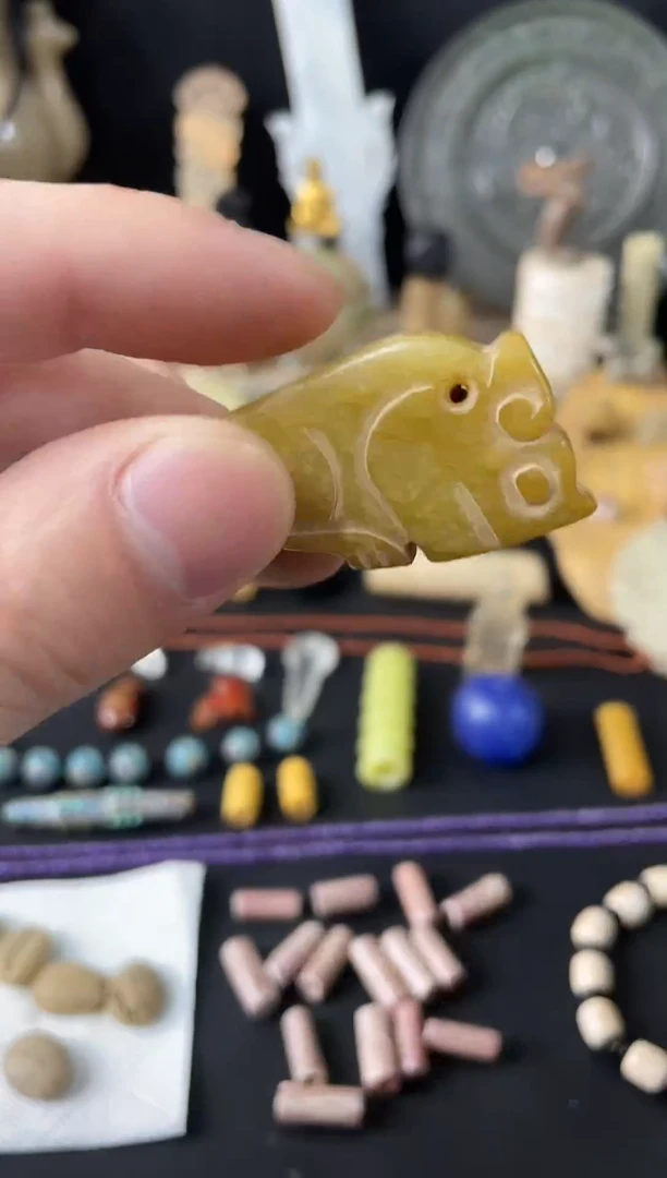 未镶嵌和田玉（糖玉）挂件1