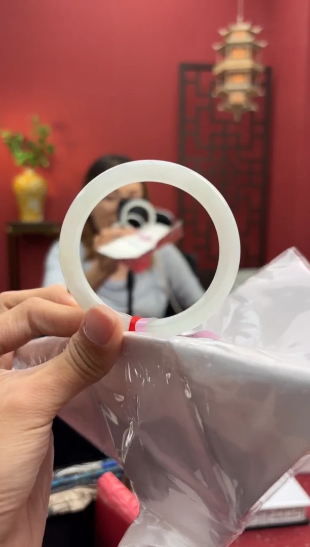 未镶嵌手镯（圆镯）翡翠翡翠手镯15