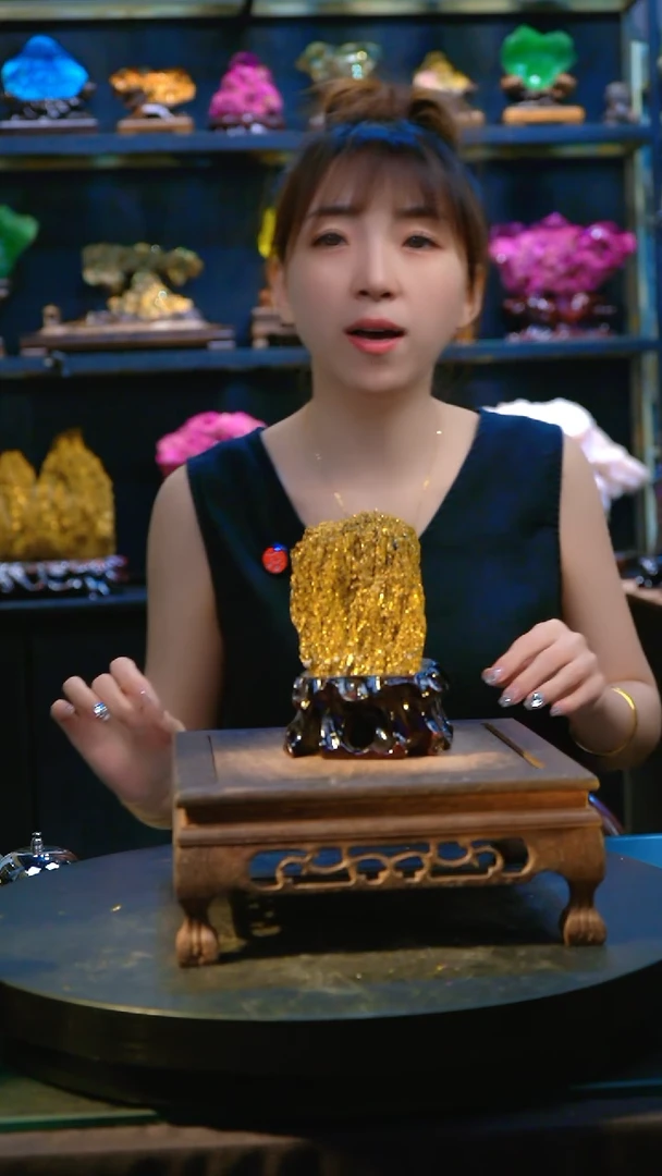 石材精品斑铜矿，矿物晶体摆件