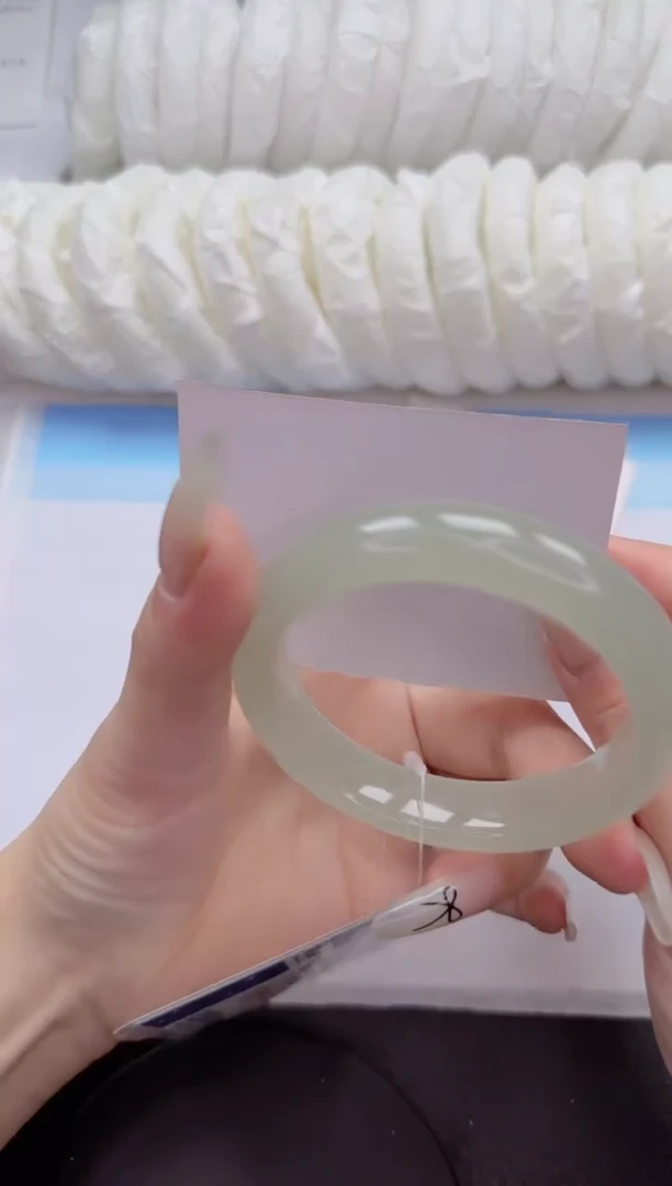 石英质玉手镯未镶嵌17-54.5