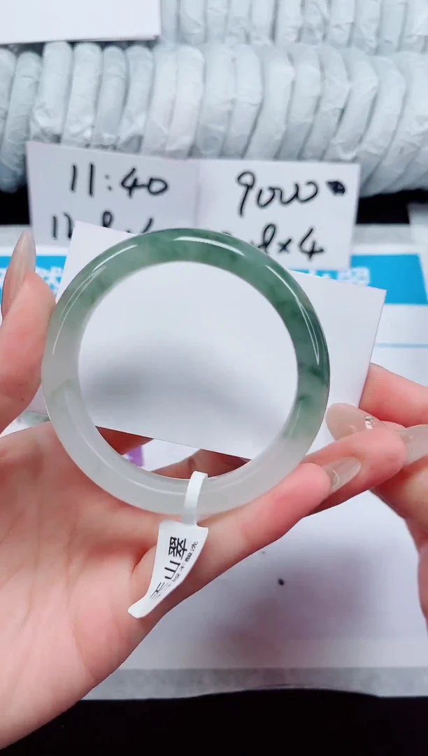 未镶嵌手镯石英质玉108-53/54