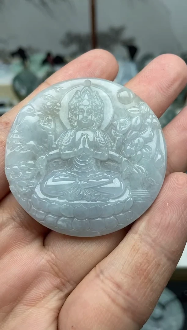 颈饰未镶嵌翡翠观音
