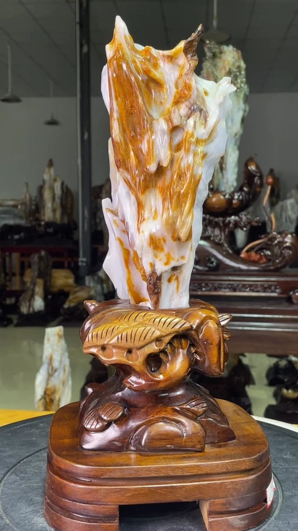 未镶嵌珠宝奇石硅化玉高37