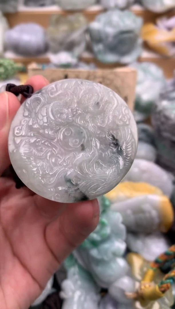 吊坠(不含链)未镶嵌翡翠1