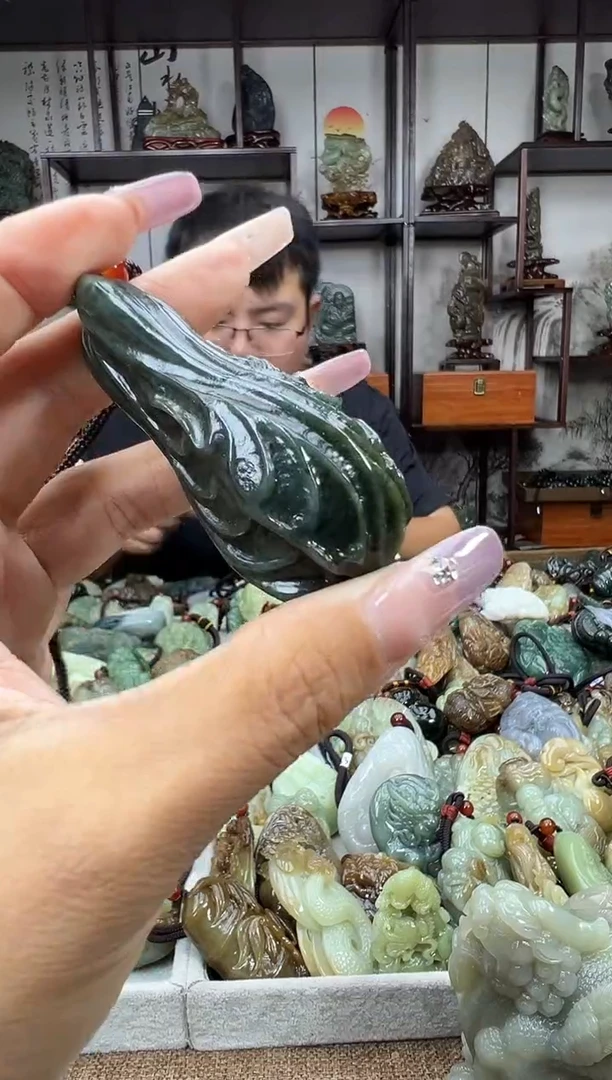 未镶嵌和田玉把件1
