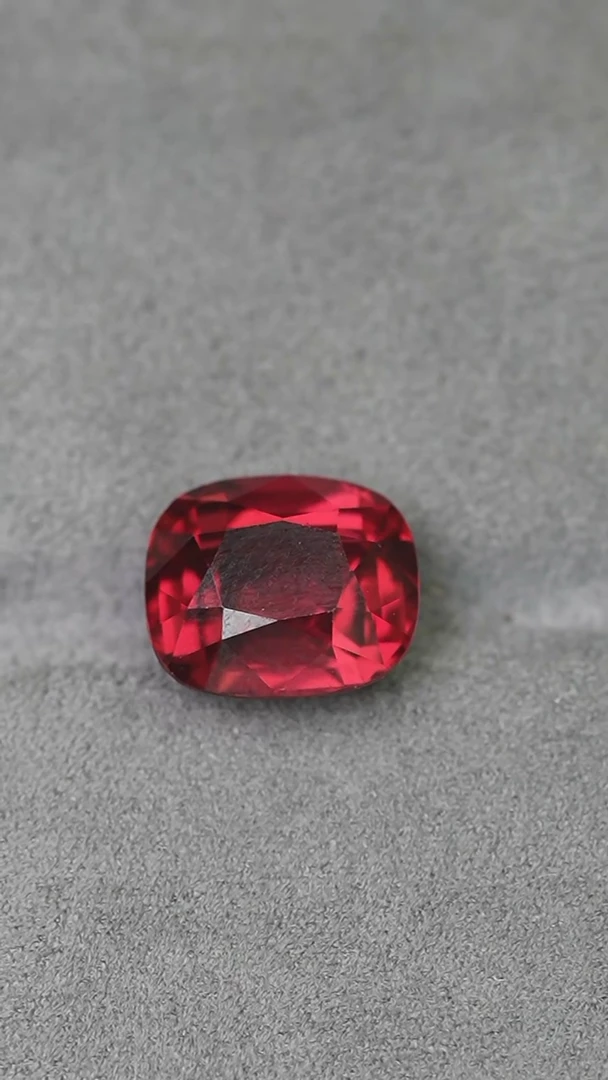 【闪购商品】石榴石3.6CT未镶嵌.......