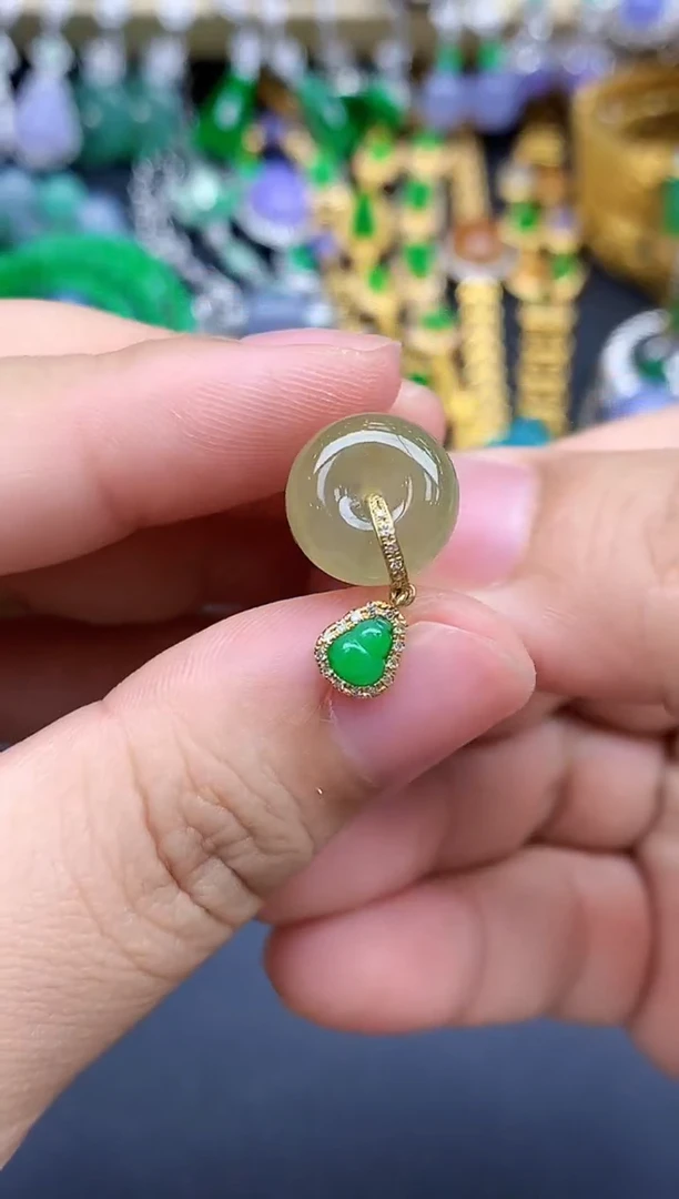 18K金镶嵌戒指翡翠454-中国好珍宝