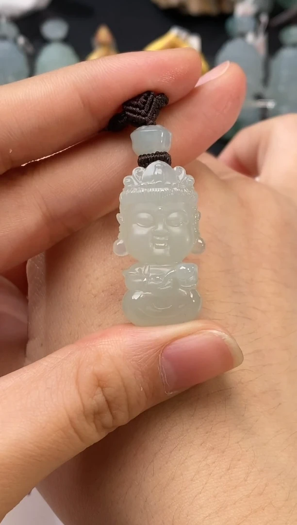 【闪购商品】翡翠颈饰未镶嵌宝宝佛