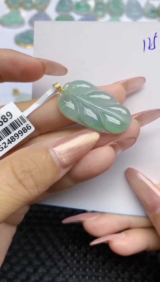 【闪购商品】翡翠颈饰18K金镶嵌天然A货翡翠 125