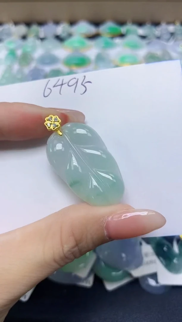 翡翠未镶嵌颈饰天然缅甸翡翠A货