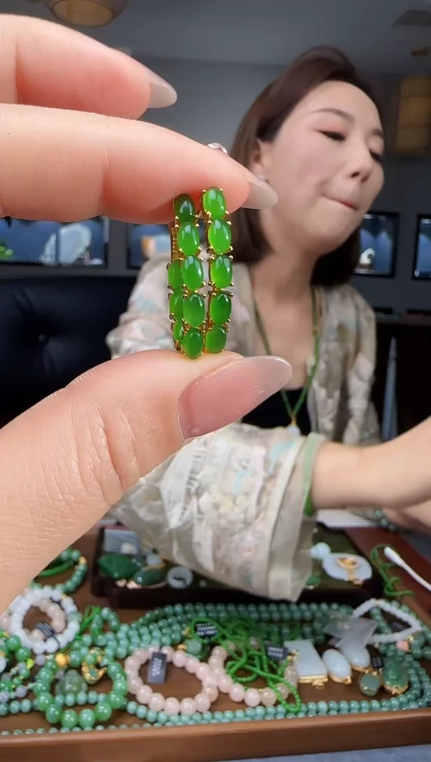 和田玉银S925镶嵌耳饰1