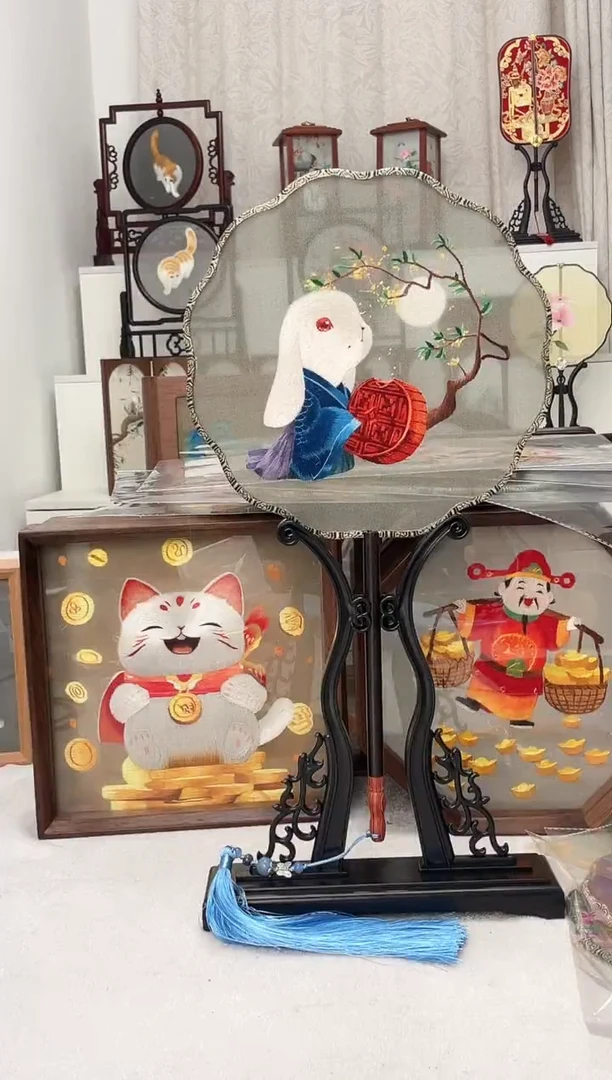 扇子苏绣作品手工团扇