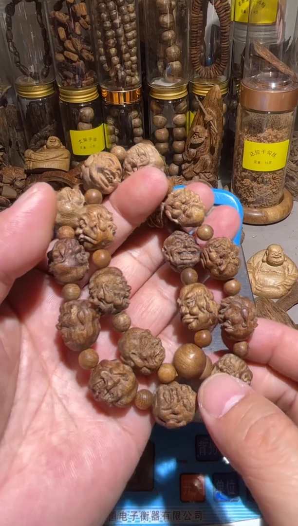 沉香沉香碎屑柬埔寨菩萨29（克）