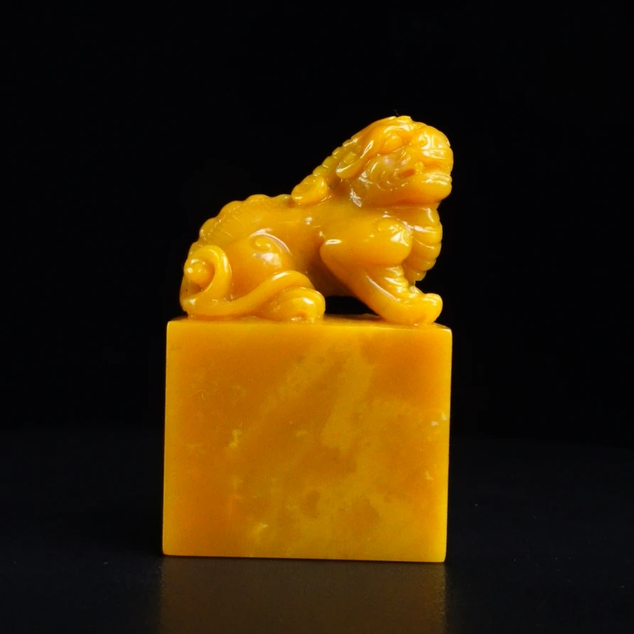 32老挝北部田黄貔貅印章127.4克4.5x2.2x7，191