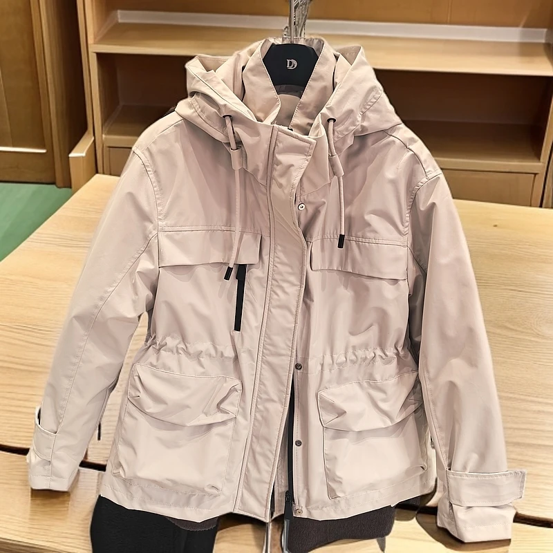 短款连帽鹅绒派克服