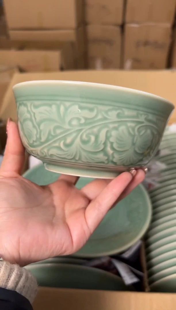 陶瓷耀州窑青釉5.5寸缠枝牡丹碗一只正品