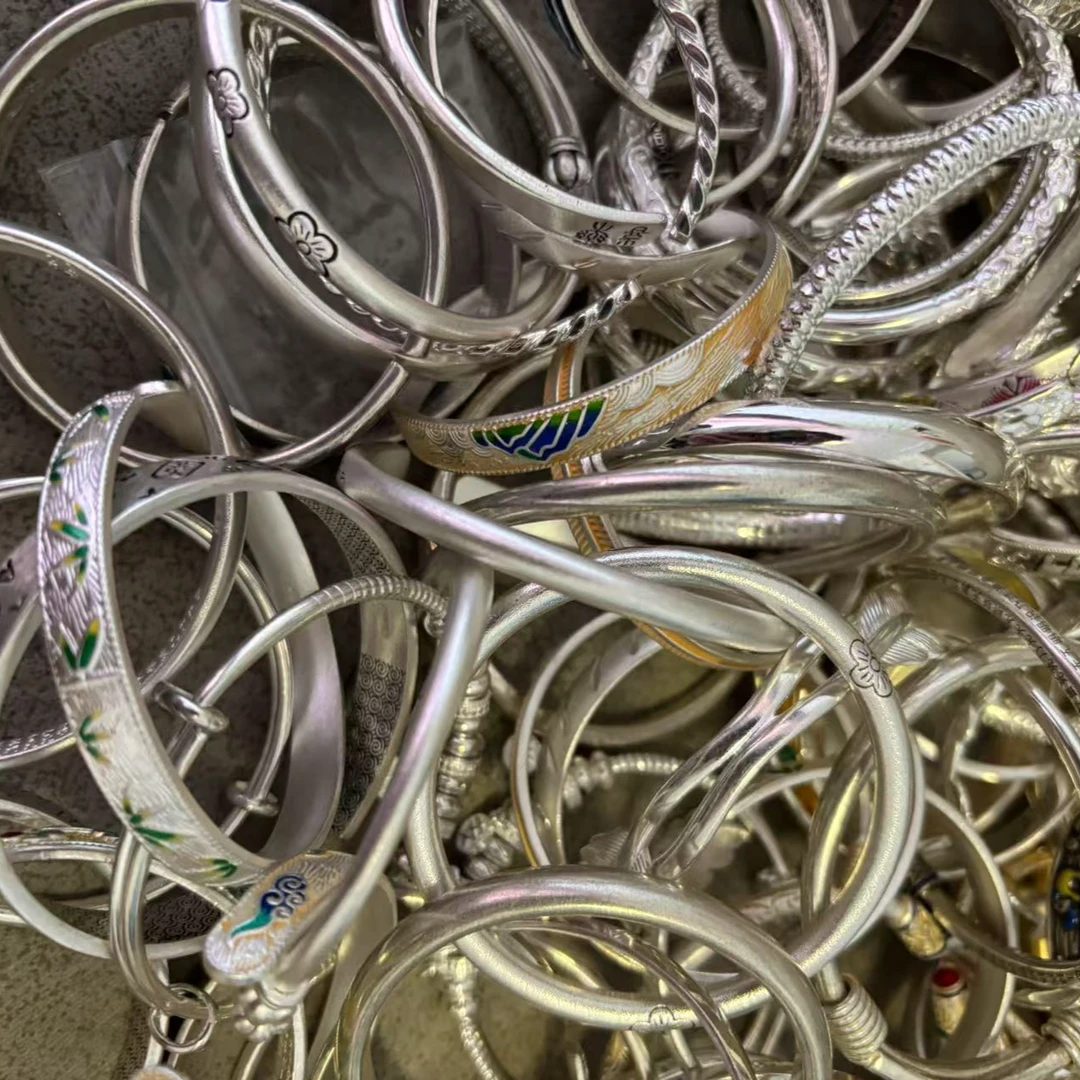 足银手镯 足印手镯 直播间选品 时尚爆款纯手工银制品