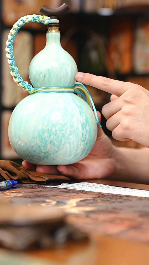 【闪购商品】RP157漆艺酒葫芦不包手串及旋转底座