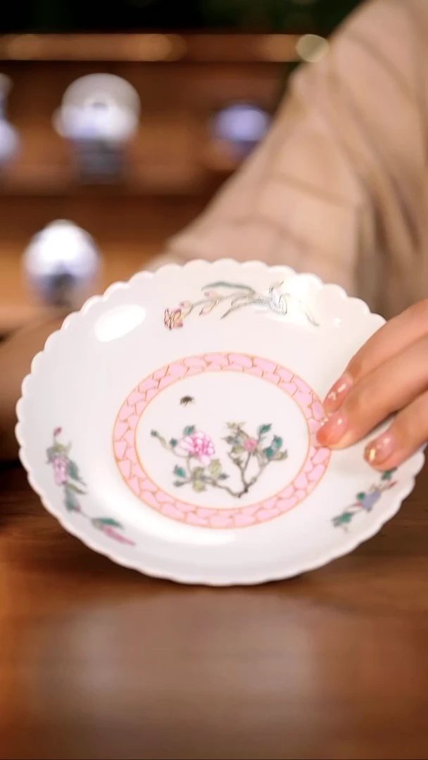 牛*人粉彩蝶恋花茶器套组