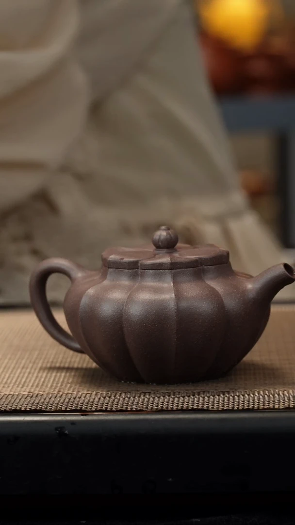 茶壶紫砂天青鸣远菱花160CC微瑕