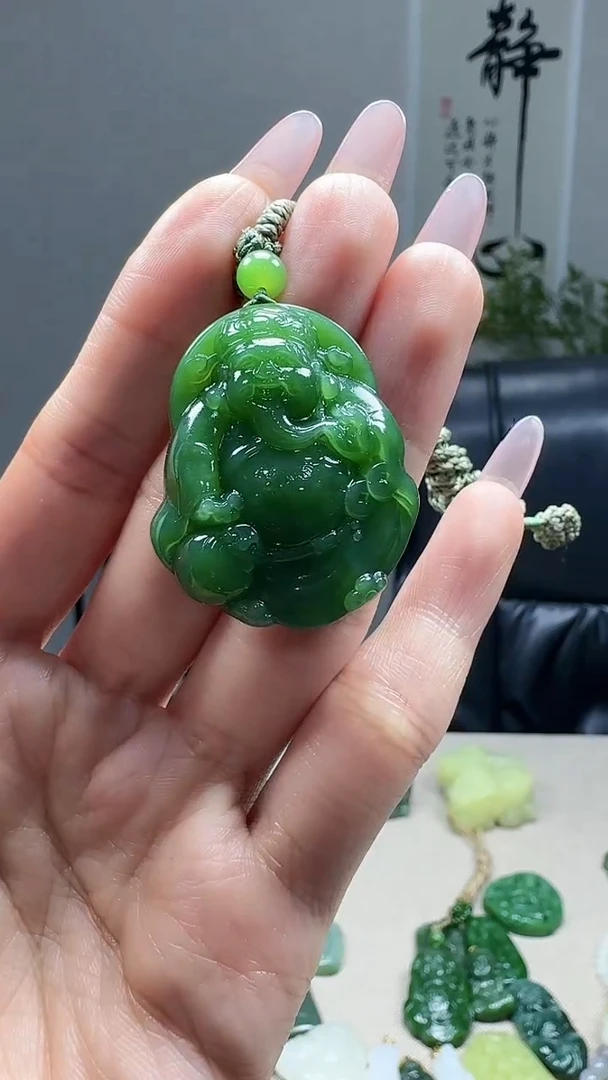 未镶嵌和田玉挂件1