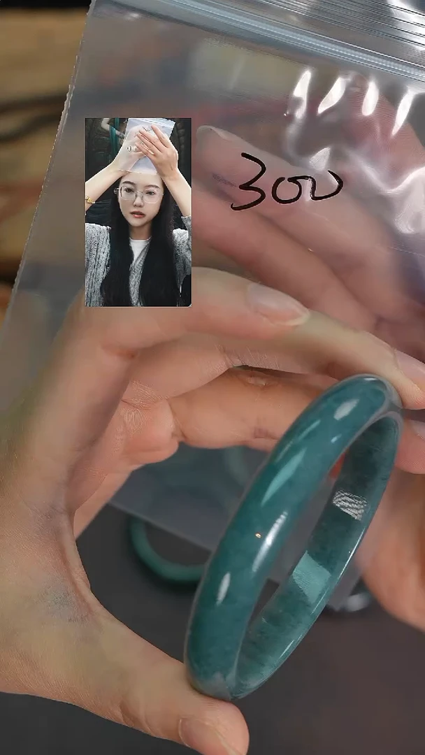 未镶嵌手镯翡翠?****?若雨臣品质回血