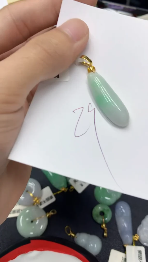 【闪购商品】翡翠颈饰未镶嵌翡翠