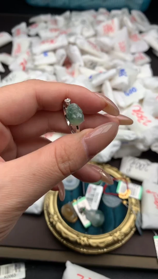 【闪购商品】翡翠戒指银S925镶嵌  一