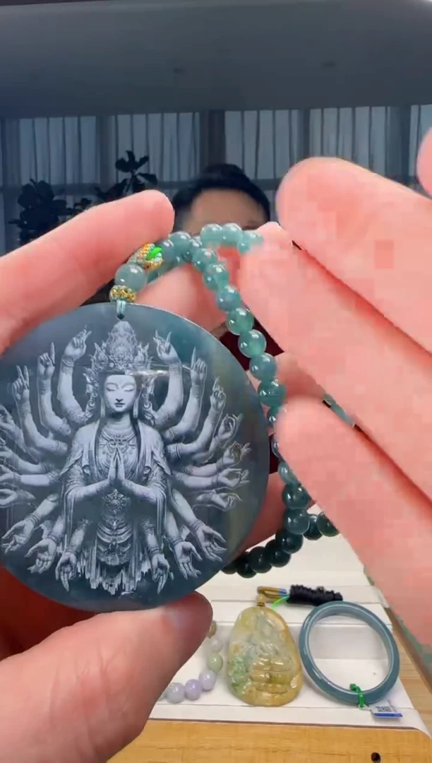 【闪购商品】翡翠吊坠(赠链)未镶嵌多样性发其一DY@@60B7J11546