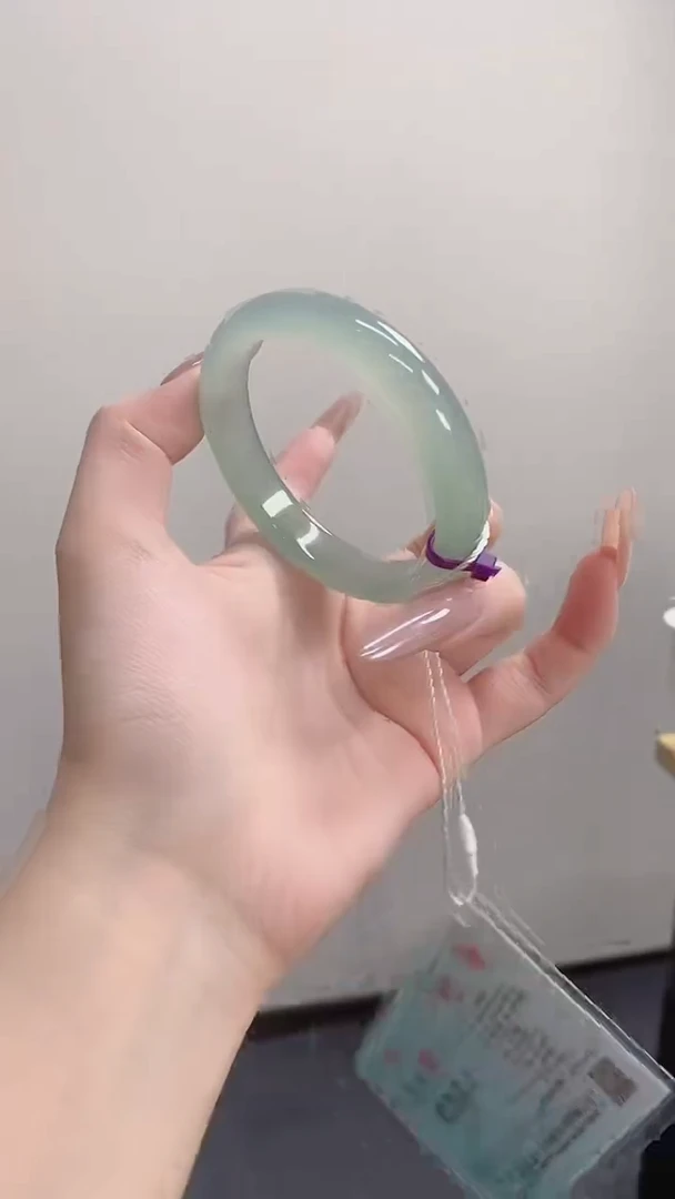 手镯玛瑙/玉髓未镶嵌55-56正圈