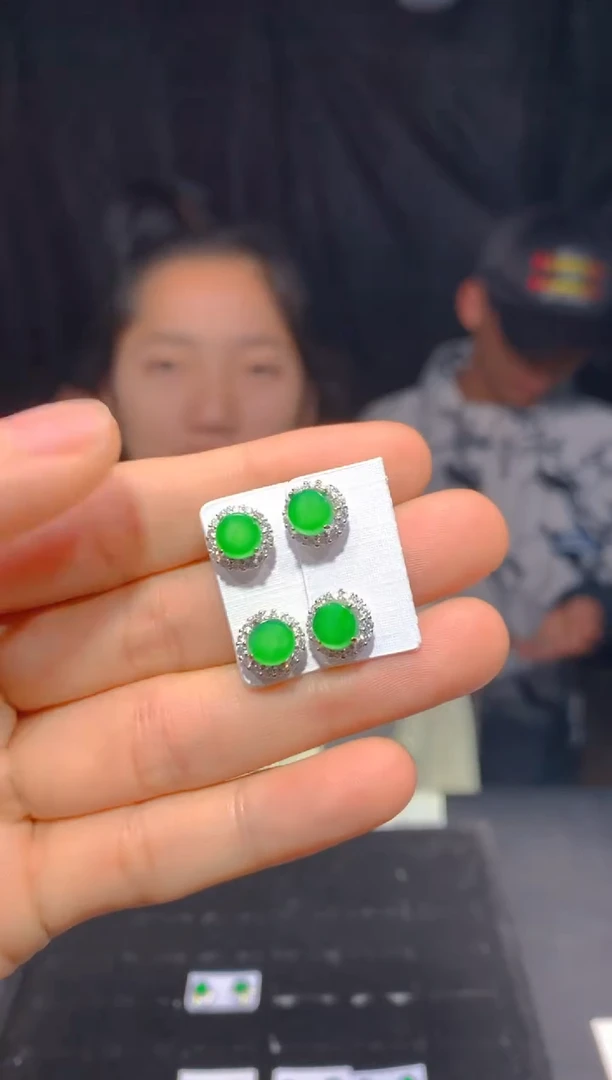【闪购商品】定制翡翠未镶嵌25多样性发货（发其一）