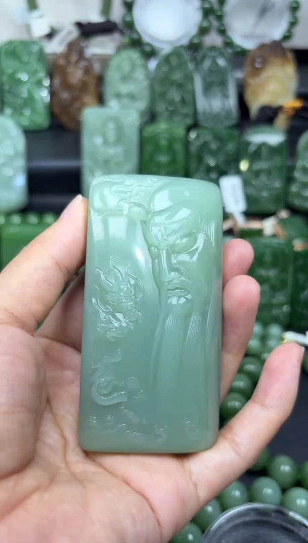 和田玉（碧玉）未镶嵌吊坠(不含链)和田玉（碧玉
