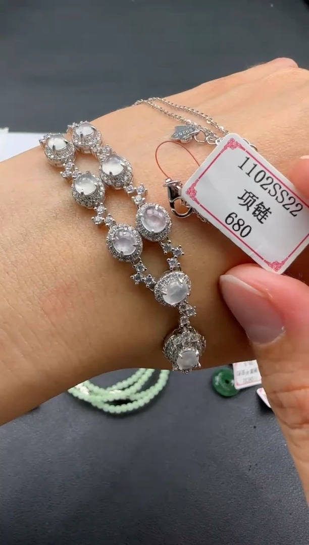 吊坠(赠链)银S925镶嵌翡翠1102SS22