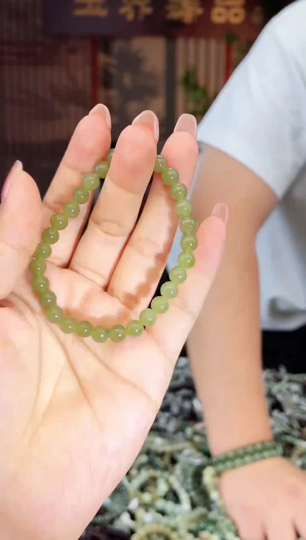 和田玉未镶嵌颈饰拍一发一