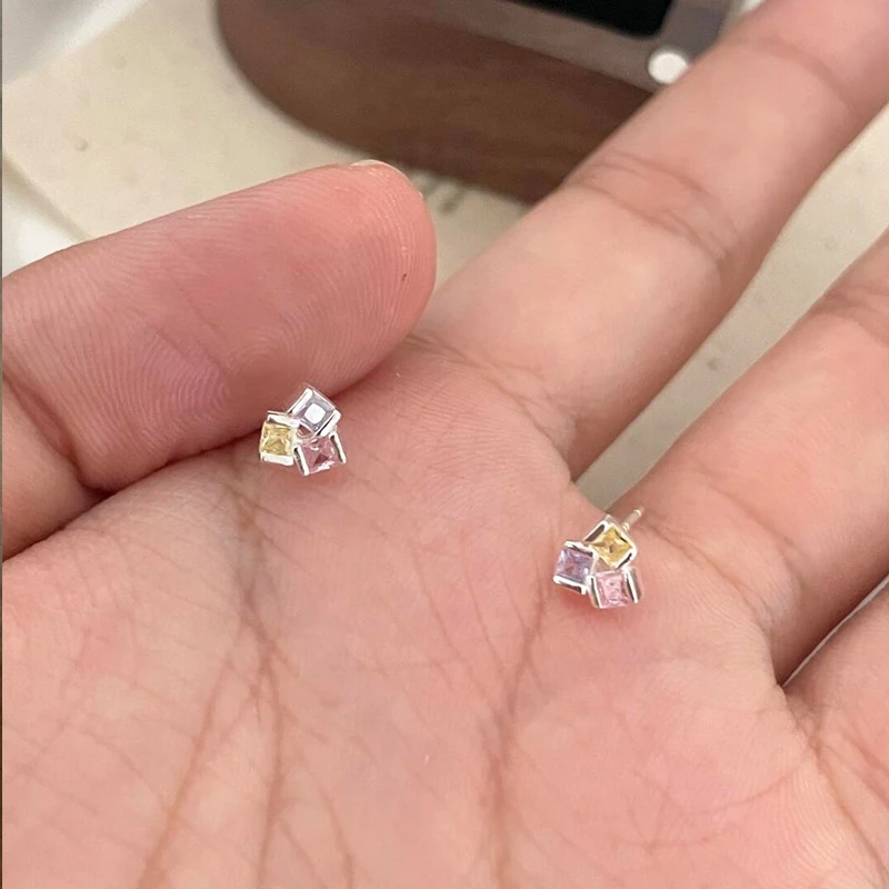 铜合金耳饰 多巴胺彩色方糖锆石耳钉韩系时尚小众高级感百搭耳饰