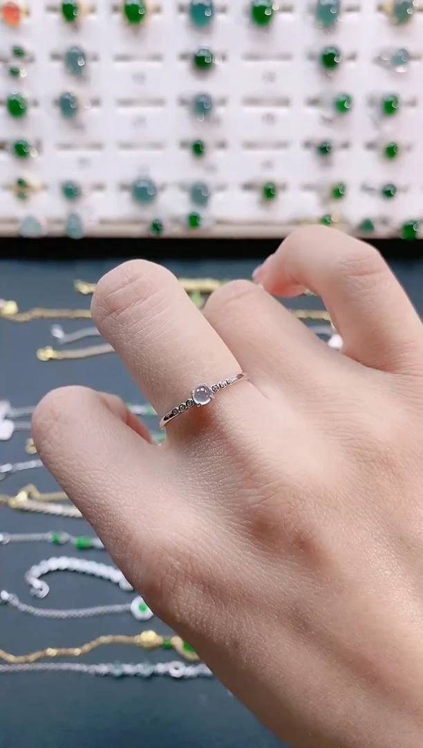 【闪购商品】翡翠戒指银S925镶嵌天然翡翠