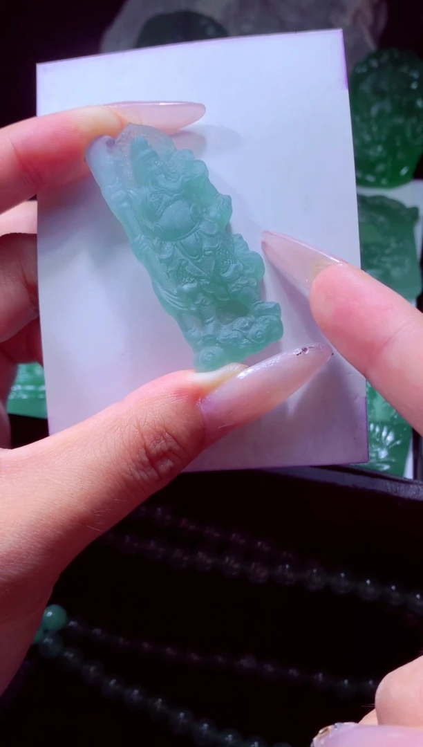 未镶嵌定制翡翠重*天然缅甸翡翠A货 基地发货多样性发货其一