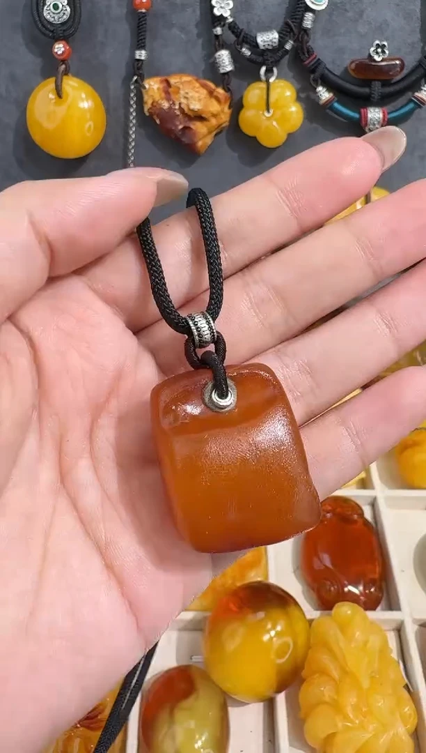 裸石琥珀未镶嵌琥珀