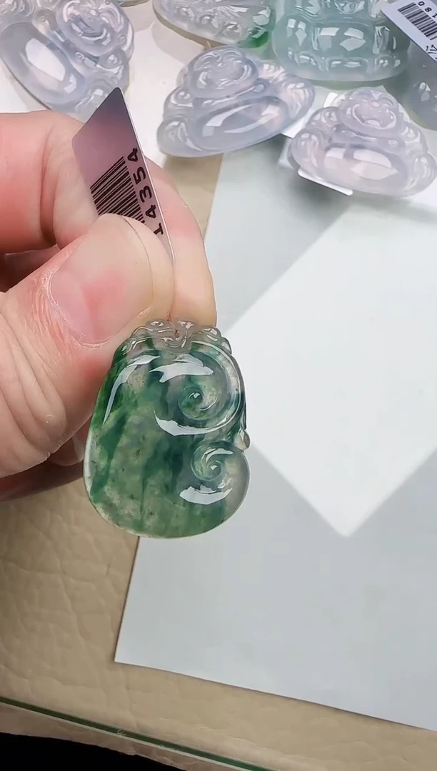 颈饰未镶嵌翡翠缅甸翡翠a货