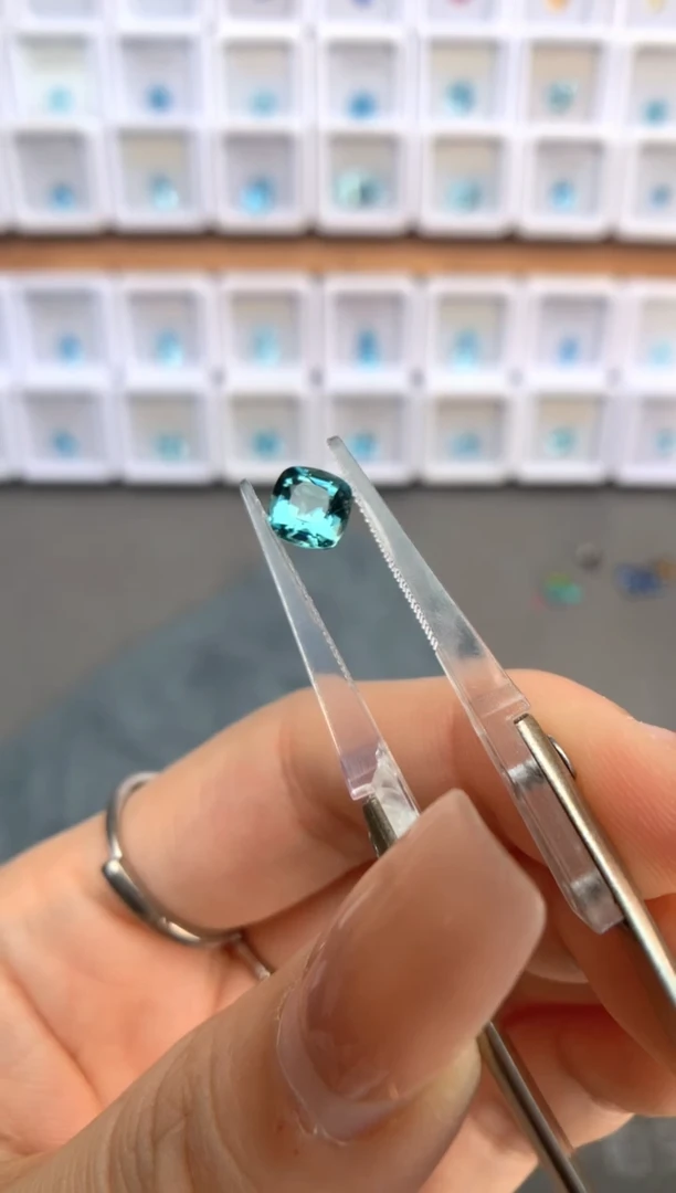 未镶嵌裸石定制碧玺1.05ct