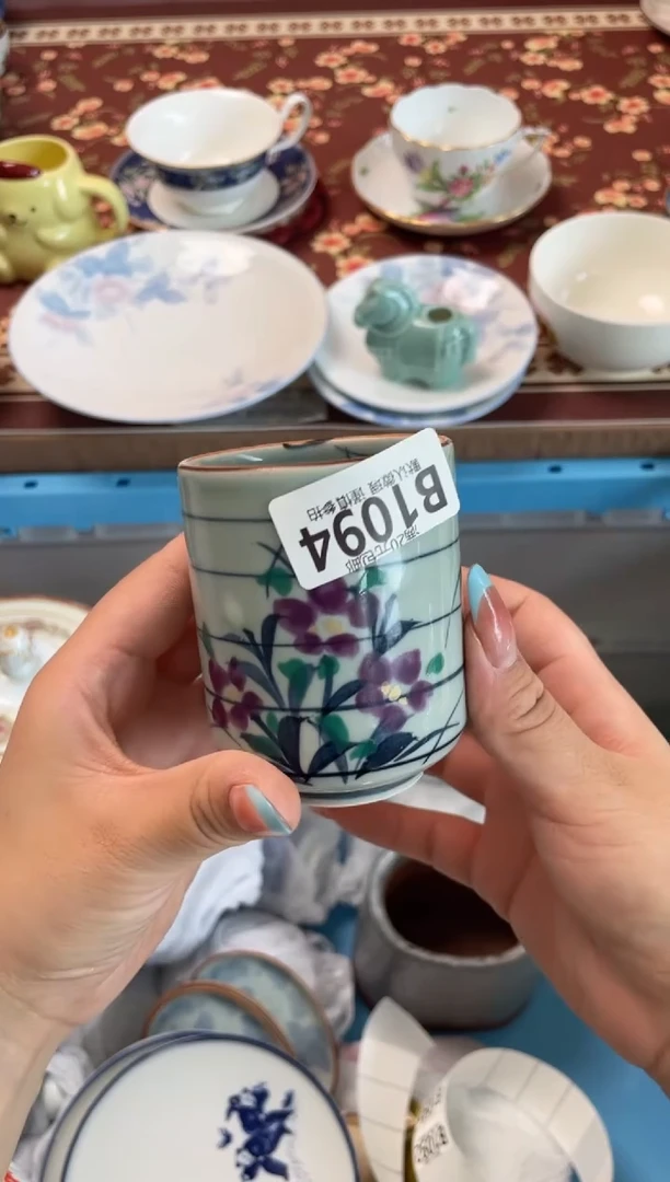 瓷片戴****虾瓷器瓷器B1094