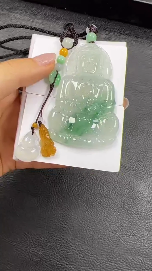 翡翠挂件未镶嵌观音