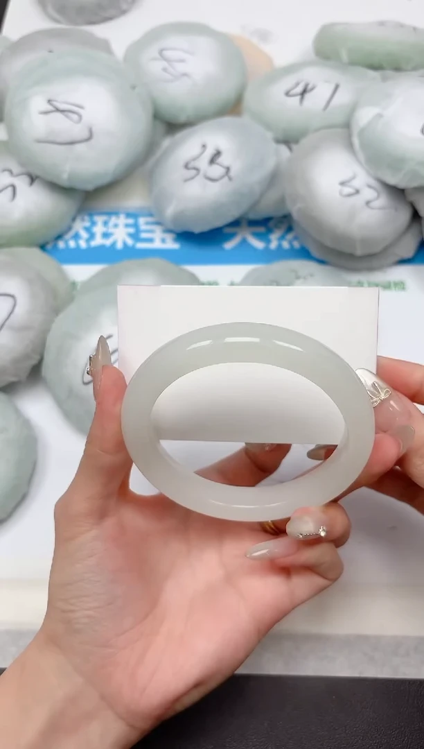 未镶嵌手镯石英质玉334-62.2